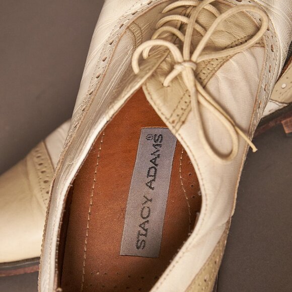 1960s Stacy Adams Cap Toe Two Tone Shoes main image 5